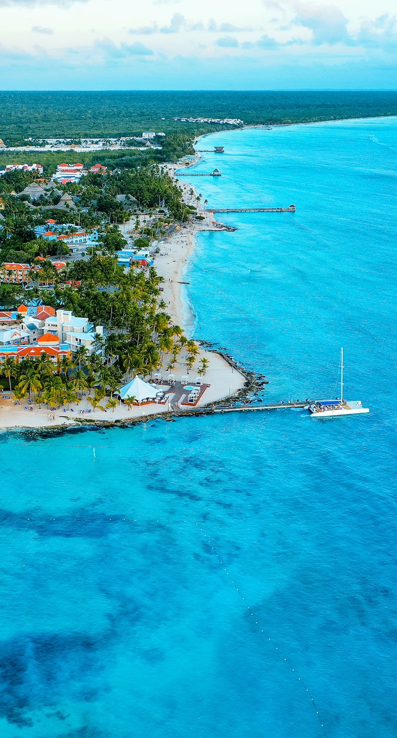 Traveling Solo: Ideal Destinations and Tips for Adventurous Women