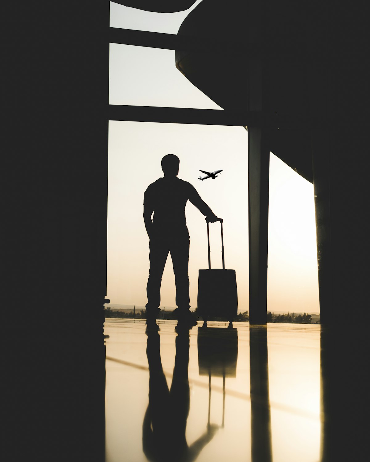 The Ultimate Guide to Airport Lounges: Access, Perks, and the Best Lounges Worldwide in 2026